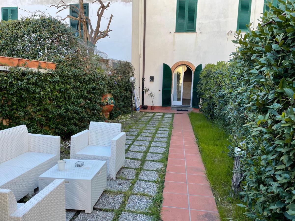 Sunrise Bed & Breakfast Marina Di Pisa Bagian luar foto