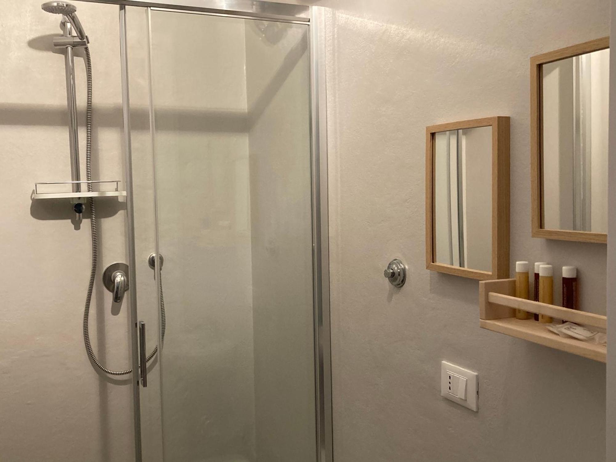 Sunrise Bed & Breakfast Marina Di Pisa Ruang foto